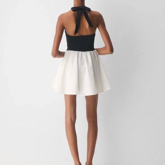 Aritzia courtyard poplin dress - Picture 3 of 5